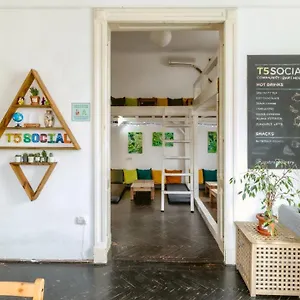 https://podstel-bucharest.bucharesthotelsnow.com