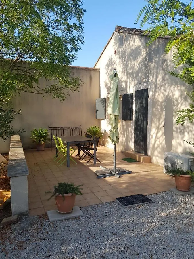 Appartement 2 Pers Avec Acces Piscine Saint-Remy-de-Provence Apartment